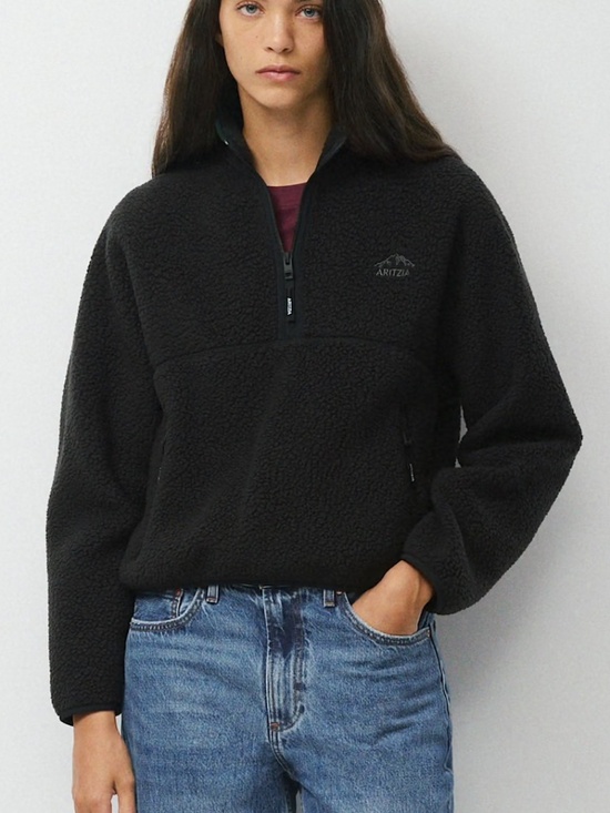 Aritzia Sweaters - Aritzia Tna Polartec Thermal Pro Mockneck 1/2 Zip Hi-Hip Sweater - Black - Sz M